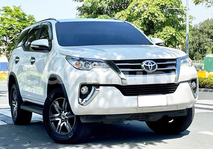 Luxury Fortuner Car in Chandigarh